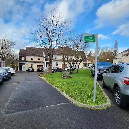Maison Loft Avec Jardin Pour 6 Voyageurs Entre Paris Et Disneyland Villa *