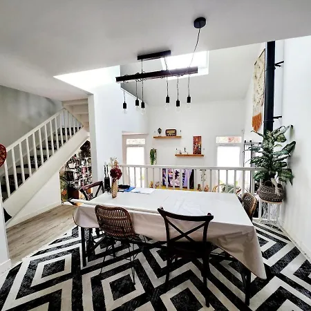 Villa Maison Loft Avec Jardin Pour 6 Voyageurs Entre Paris Et Disneyland Torcy (Seine-et-Marne)
