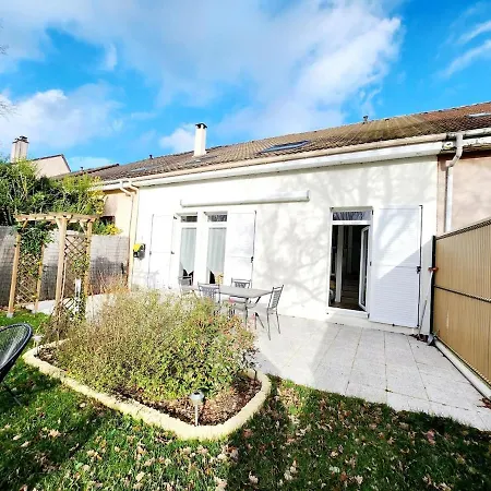 Villa Maison Loft Avec Jardin Pour 6 Voyageurs Entre Paris Et Disneyland Torcy (Seine-et-Marne)